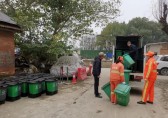 馬池墩社區更換分類垃圾桶，助力文明城市創建