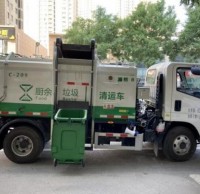 西安市城管局督導(dǎo)檢查灞橋區(qū)生活垃圾分類(lèi)工作